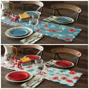 The PIONEER WOMAN • “Vintage Bloom” Reversible Table Runner
